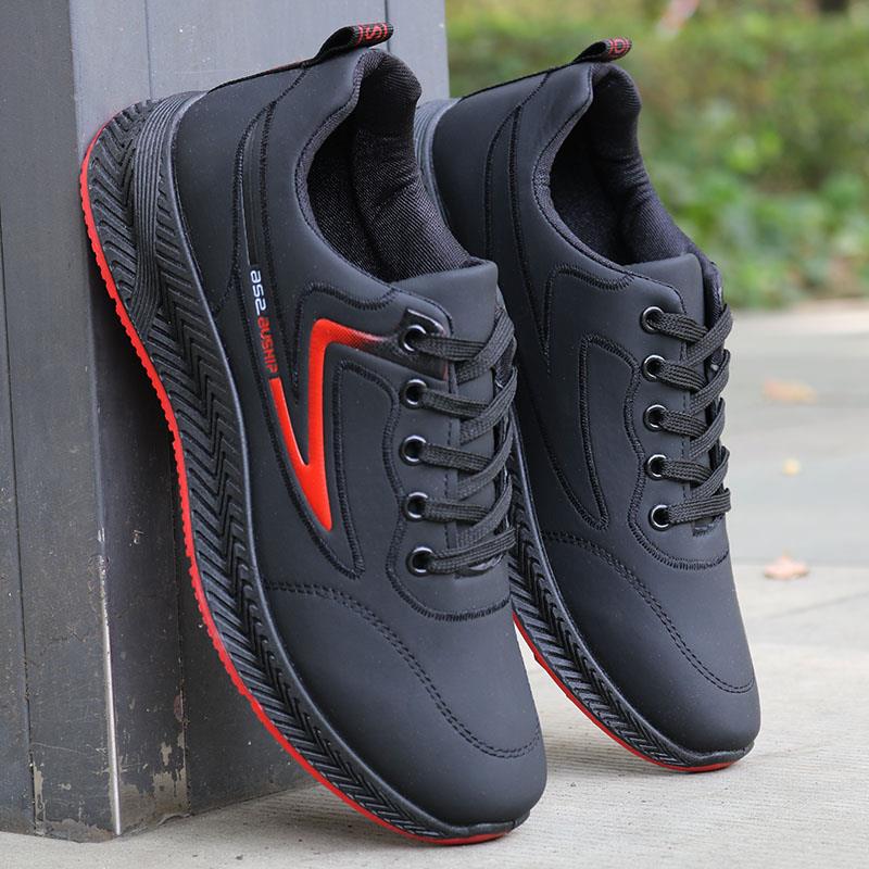 正品季新款运动鞋男单鞋防水皮面春休闲鞋韩百搭臭透气黑色工版作