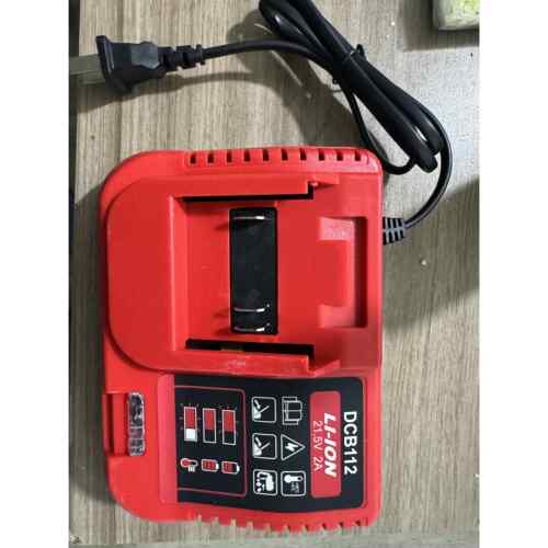 电动液压工具液压钳电缆剪压管机通用锂电池充电器座充直充DCB112