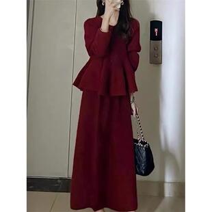 欧洲站秋装2025年新款法式覆古红色针织套装裙子秋冬款毛衣两件套