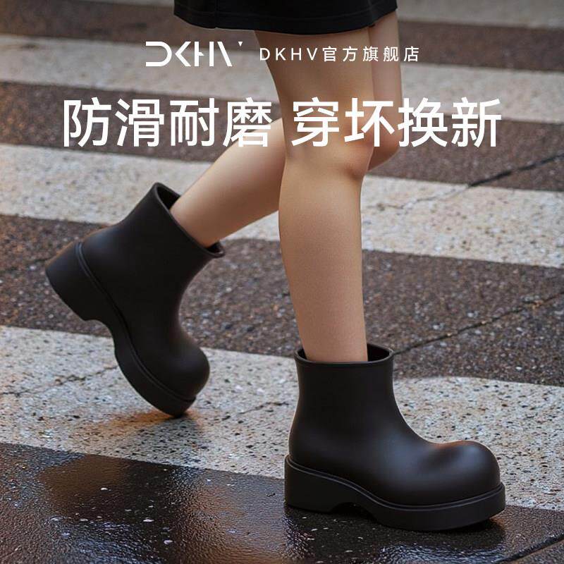 新品2026新款防滑雨鞋女款户外穿时尚网红水鞋轻便软底雨靴通勤工