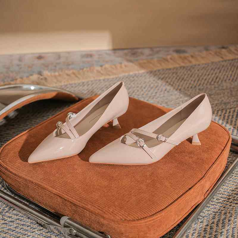 331时尚尖头高跟鞋女细跟浅口单鞋秋季设计感气质名媛高级感女鞋