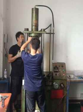 液压四柱油维压机维修 粉末WHQ成型机维修20吨三梁四柱液0压修