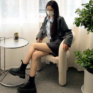 奶油风化妆椅网红设计师靠背女生卧室高级感美甲服装店家用餐桌椅