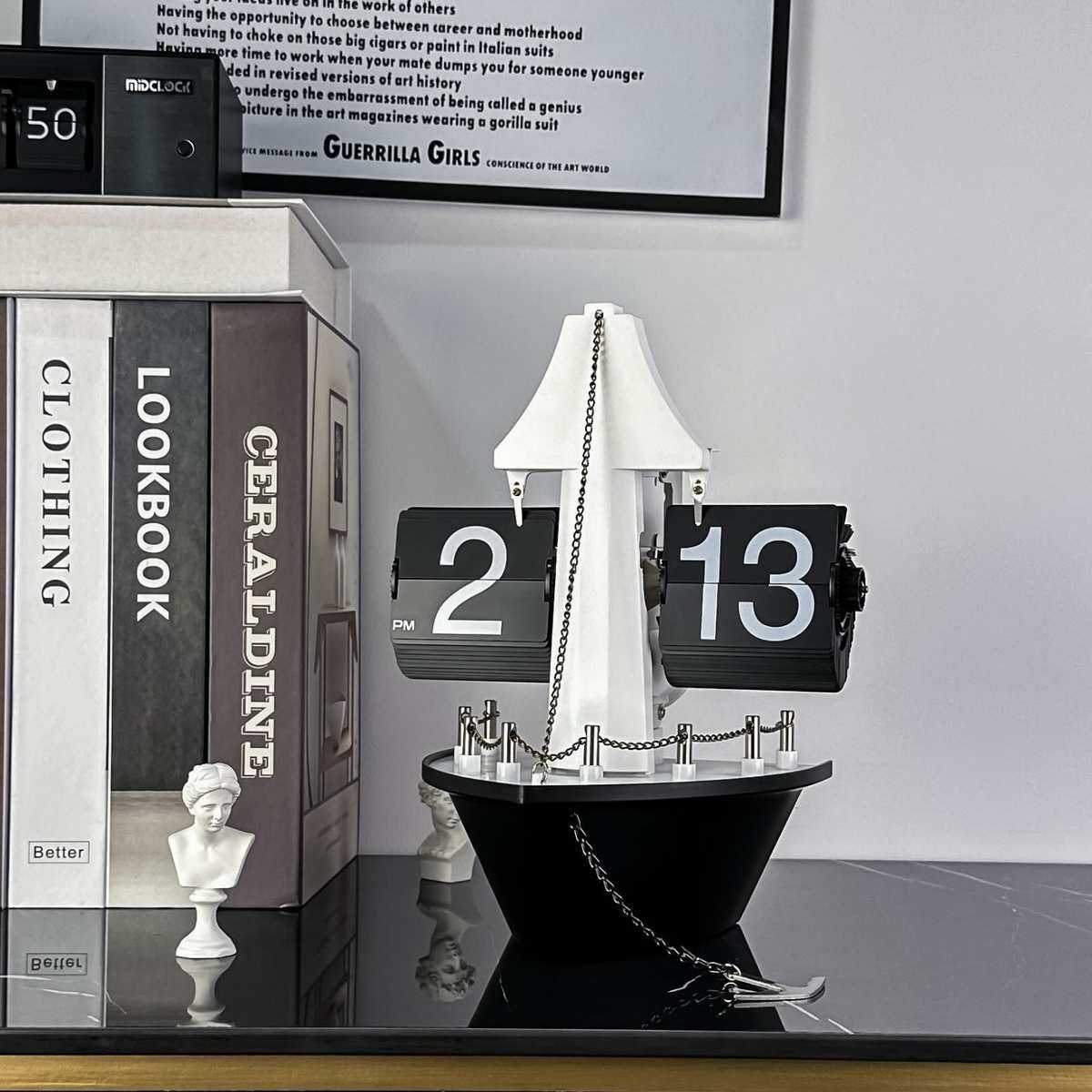 时钟客厅电视柜创意银色装饰品摆件自动家居翻页金属桌面北欧卧室