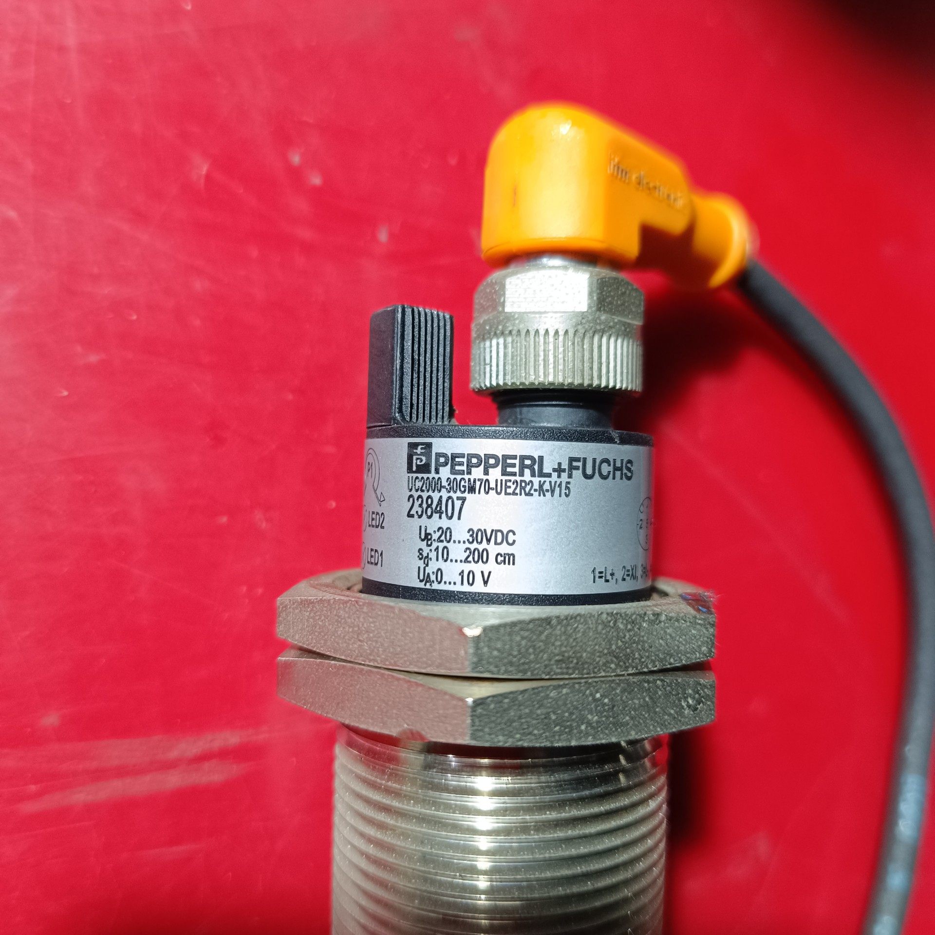 倍加福传感器UC200-30GM70-UE2R2-K-V15