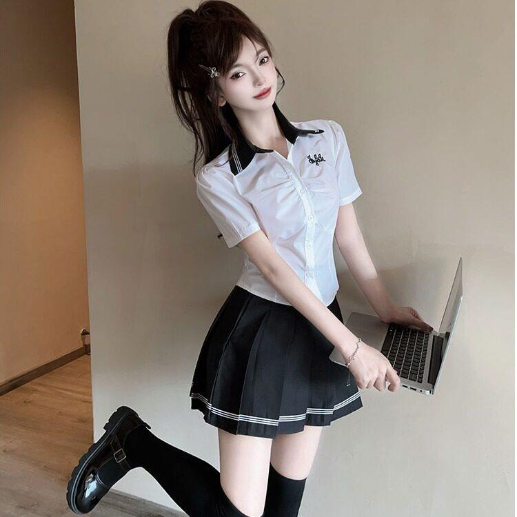 辣妹纯欲风修身短袖白衬衫百褶短裙制服足道沐足美容院技师工服