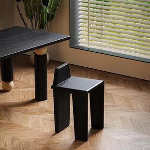 北欧黑色中古凳子法式设计师实木餐椅家用靠背椅矮凳化妆复古椅凳