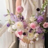 东方家 半月形复古风手提花铁艺造型篮鲜花绿植鲜花收纳F13白色