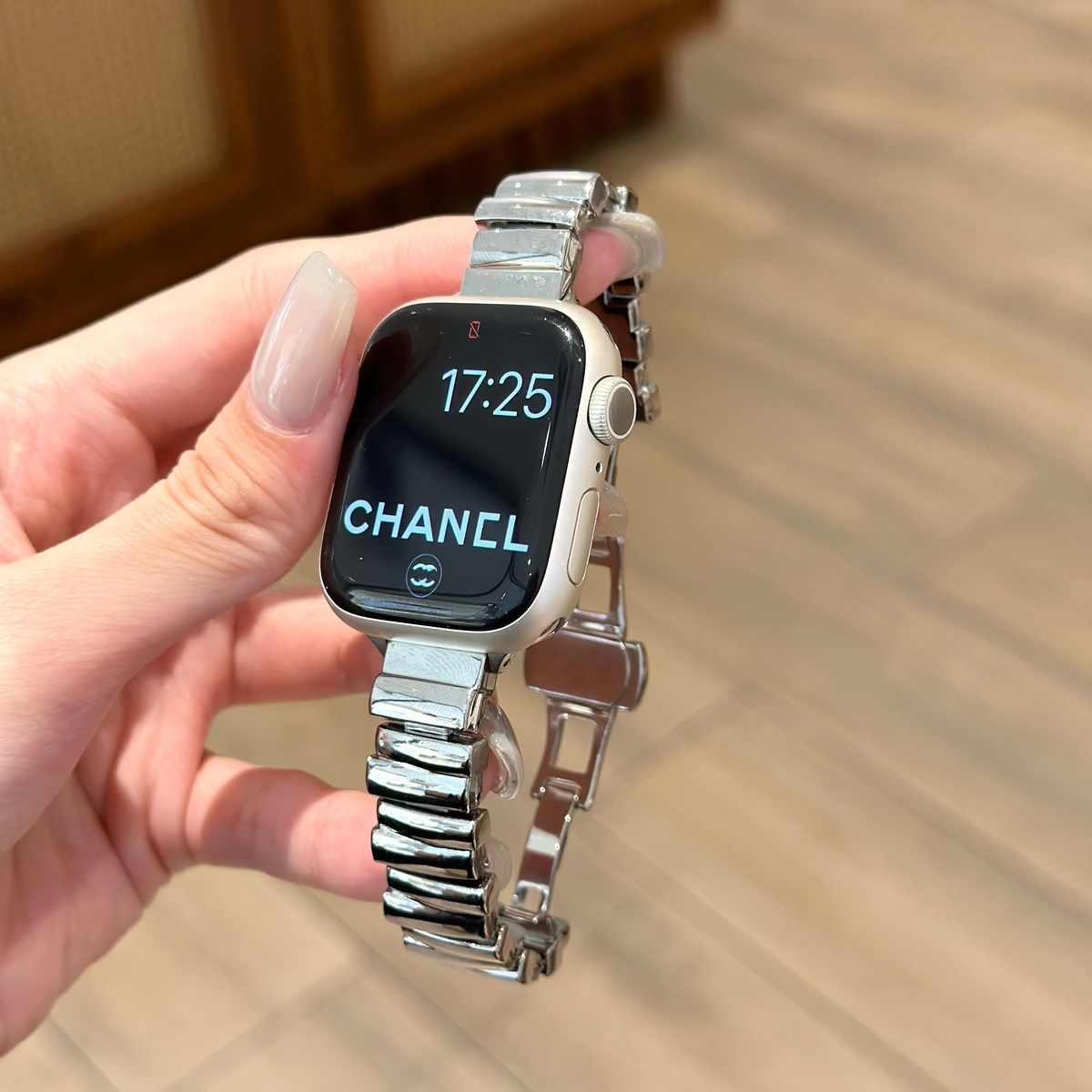 适用苹果手表iwatch9表带夏季高级感金属不规则applewatch8透气女