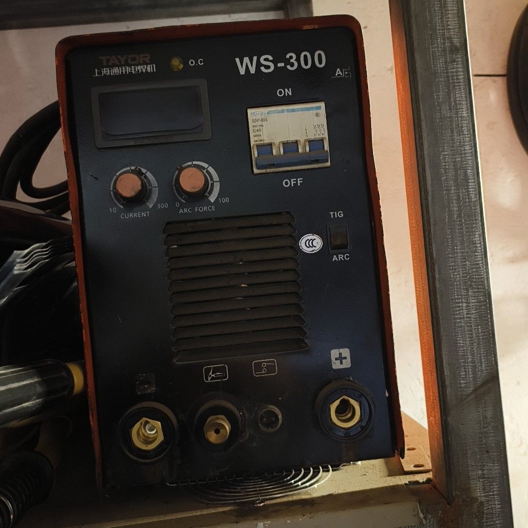 上海通用WS-300氩弧焊，带电焊，380V裸机，运费到付