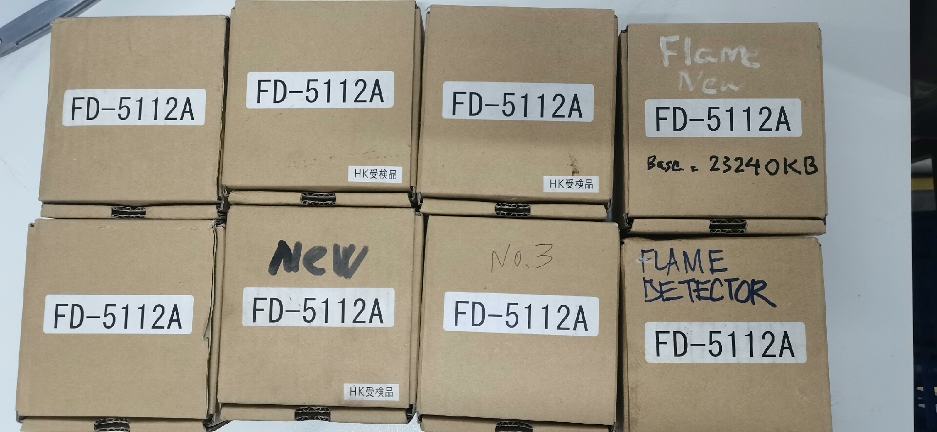 FD-5112A   感光烟雾探测器  8个 全新原厂件