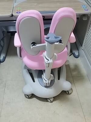 火有火的原因:法兰芭比好学童儿童学习桌怎么样?内幕揭秘