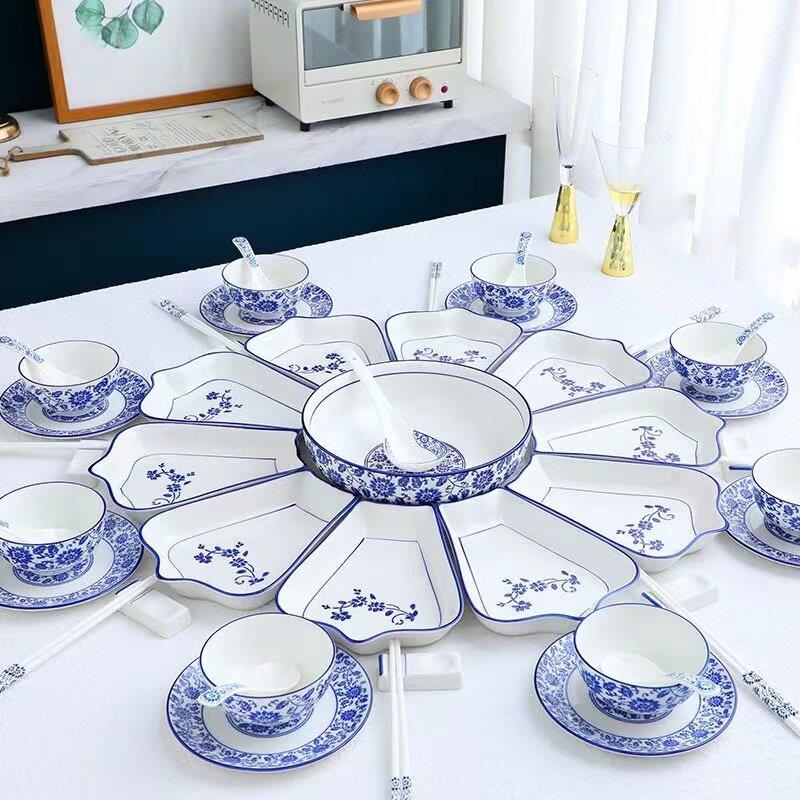 抖音同款青花瓷拼盘组合釉下彩餐具套组团圆聚会餐盘创意摆盘盘子