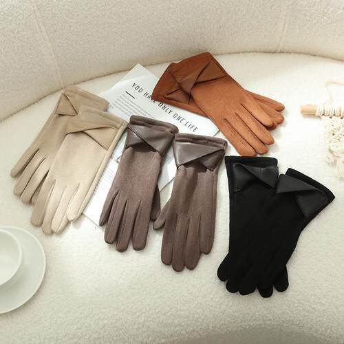 Women's Elegant Brown Winter Gloves With Beige & Grey