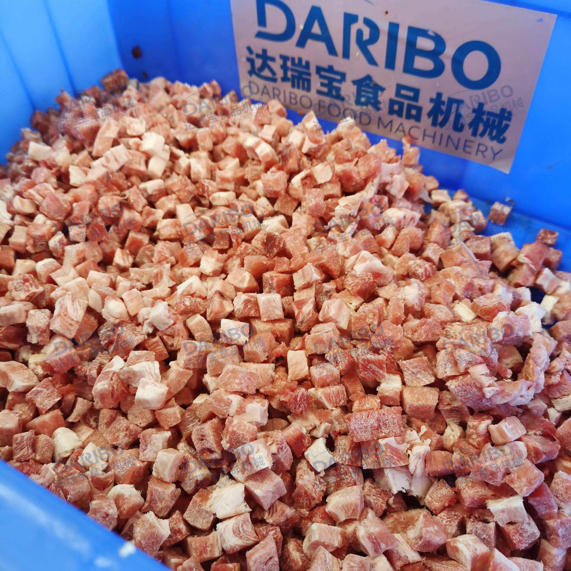 l青鱼鳕鱼鮰鱼切块机 羊蝎子切冻鸡块机鲜鸡剁块机 喉头骨斩块机