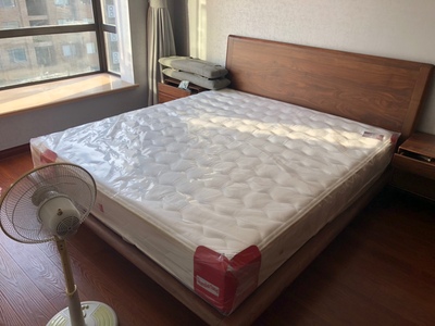 斯林百兰乳胶床垫怎么样上手体验告诉大家感受