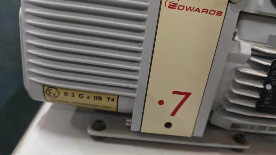 3月17日北京【京械2725】单位淘汰报废处置英国爱德华真空泵一台网络拍卖公告