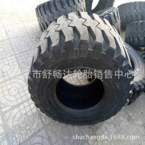 现货销售12R16.5双钱牌滑移式装载机轮胎 钢丝轮胎 工程机械轮胎