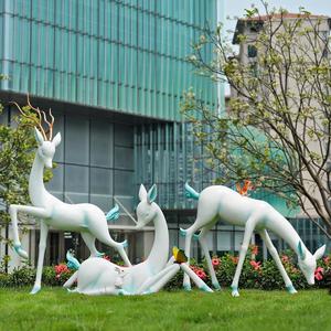 户外园林景观抽象鹿雕塑玻璃钢摆件售楼部处草坪小区布景装饰小品