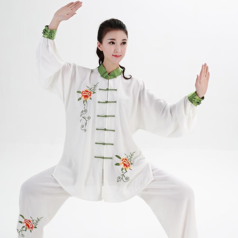 高档团购刺绣中时尚表太极服星光练功拳服女春夏秋老年麻晨练武术