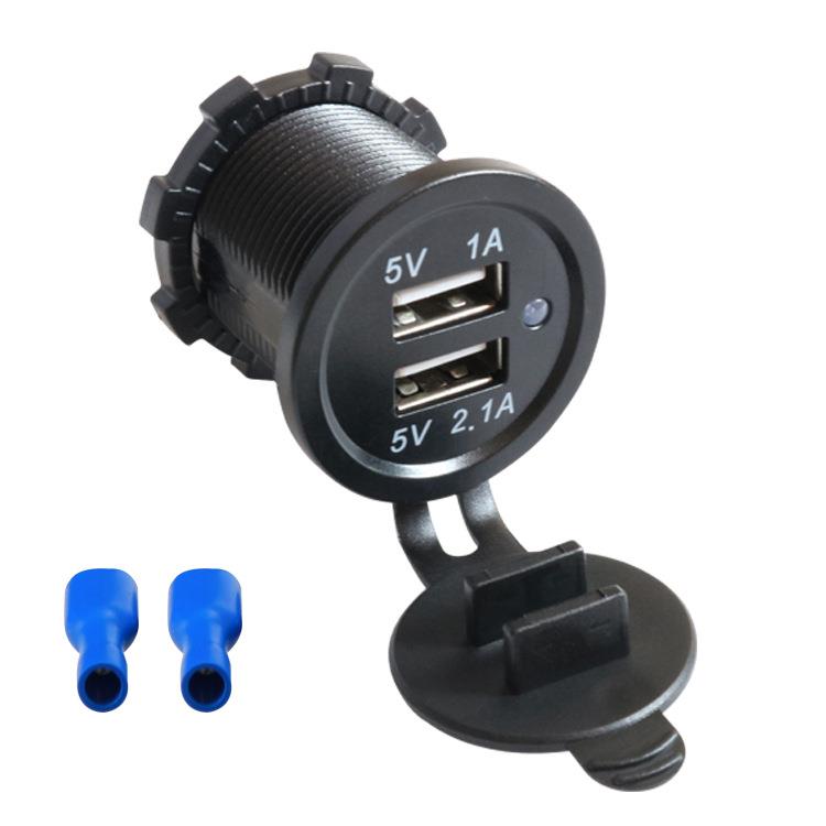 汽车摩托车房车载充电器手机充电器双USB改装接口12至24V