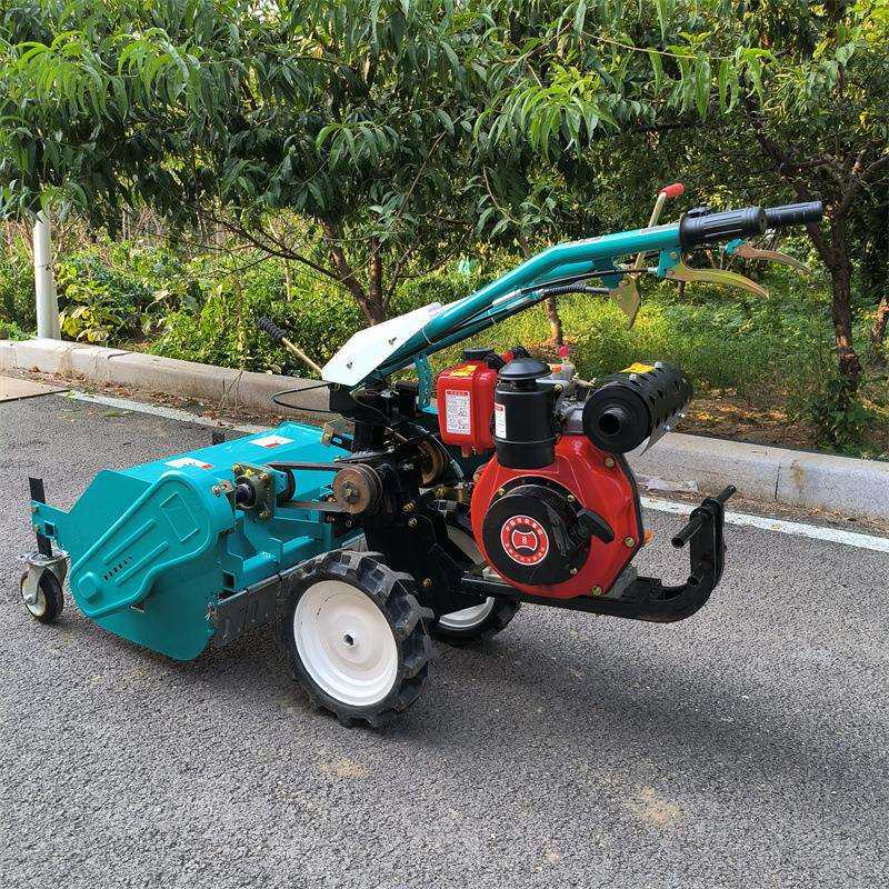 动力强劲柴油款除草机 果园农场自走式割草机 大型碎草还田机