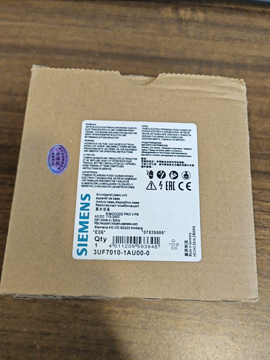 3UF7010-1AU00-0西门子全新电机保护器，说明说齐