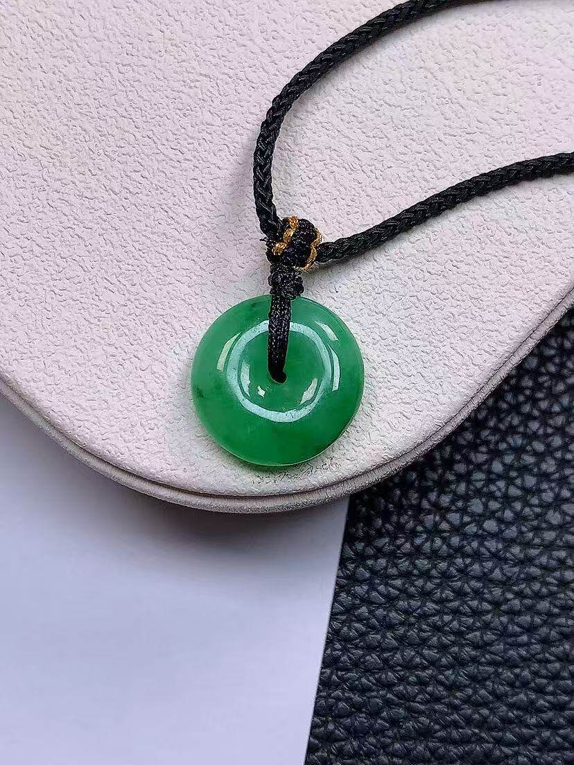 天然真品翡翠正品 水润细腻气质冰阳绿满阳色平安扣吊坠