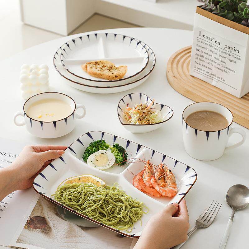 日式创意三格分餐盘家用陶瓷分格盘菜盘一人吃早餐盘碟子套装组合