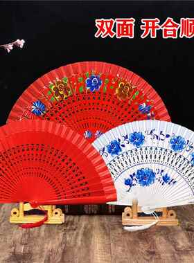 纯红色舞台走秀旗袍女士折扇工艺烤漆7寸易开合木质镂空双面扇子