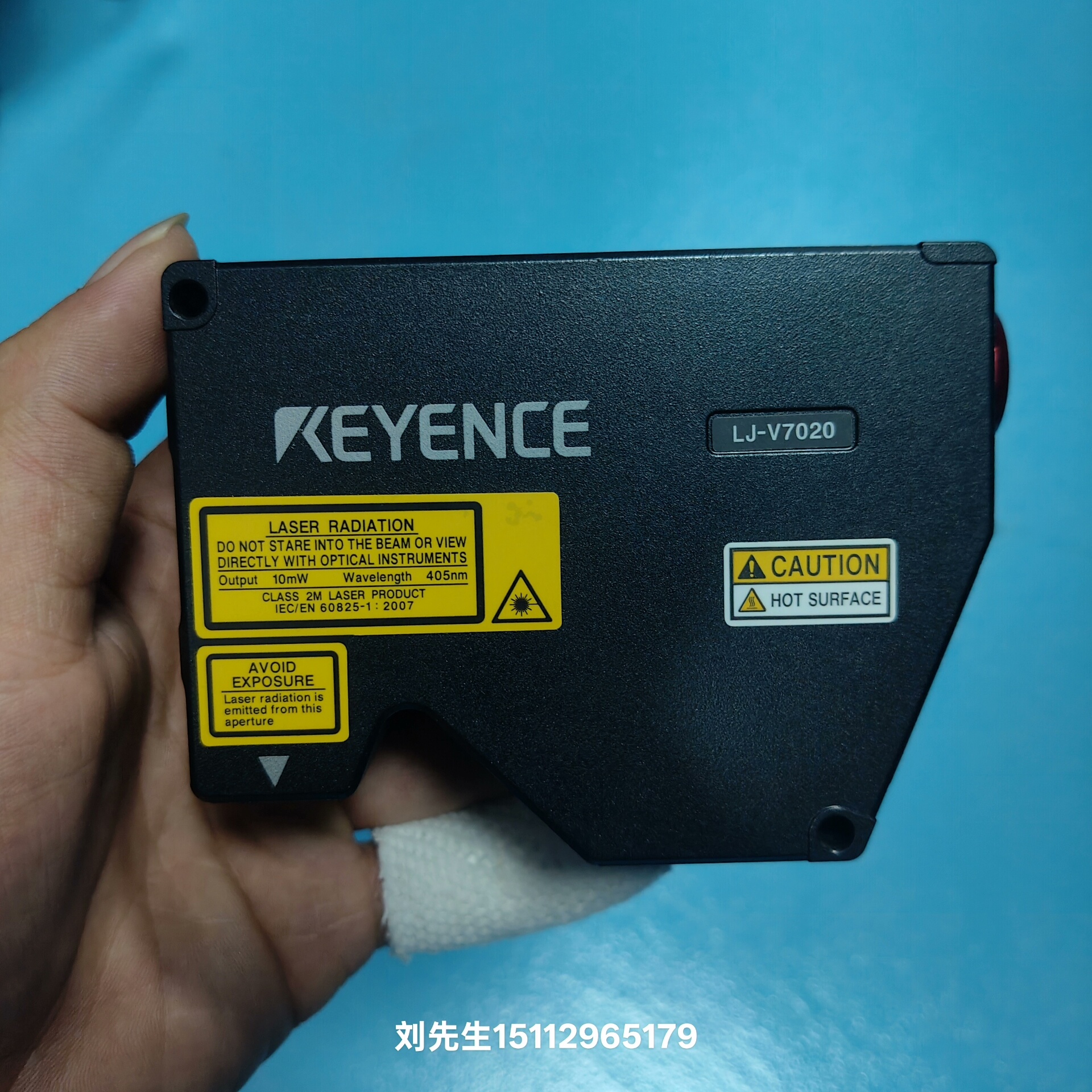 基恩士KEYENCE激光传感器LJ-V7020激光头 实物图