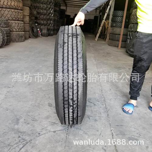 平板拖车轮胎 825R15轮胎 半挂车钢丝工程轮胎