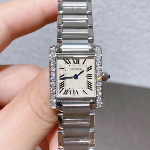 正品98新卡地亚坦克系列小号25*20MM精钢石英女表W51008Q3后镶钻