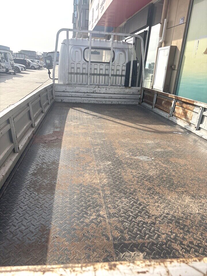 3月28日平顶山市23年上牌跃进福星S100轻型栏板货车网络拍卖公告