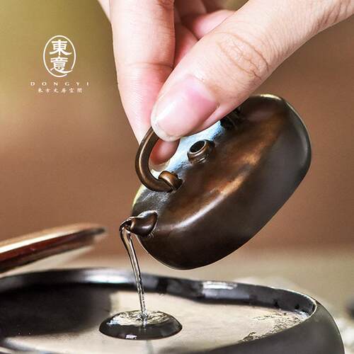 正品东房迷你黄铜砚滴水滴意覆文古小砚法台磨墨加水小号水盂书水
