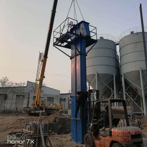临沂 水泥粉煤灰上料提升机 建筑配料仓用斗式提升机