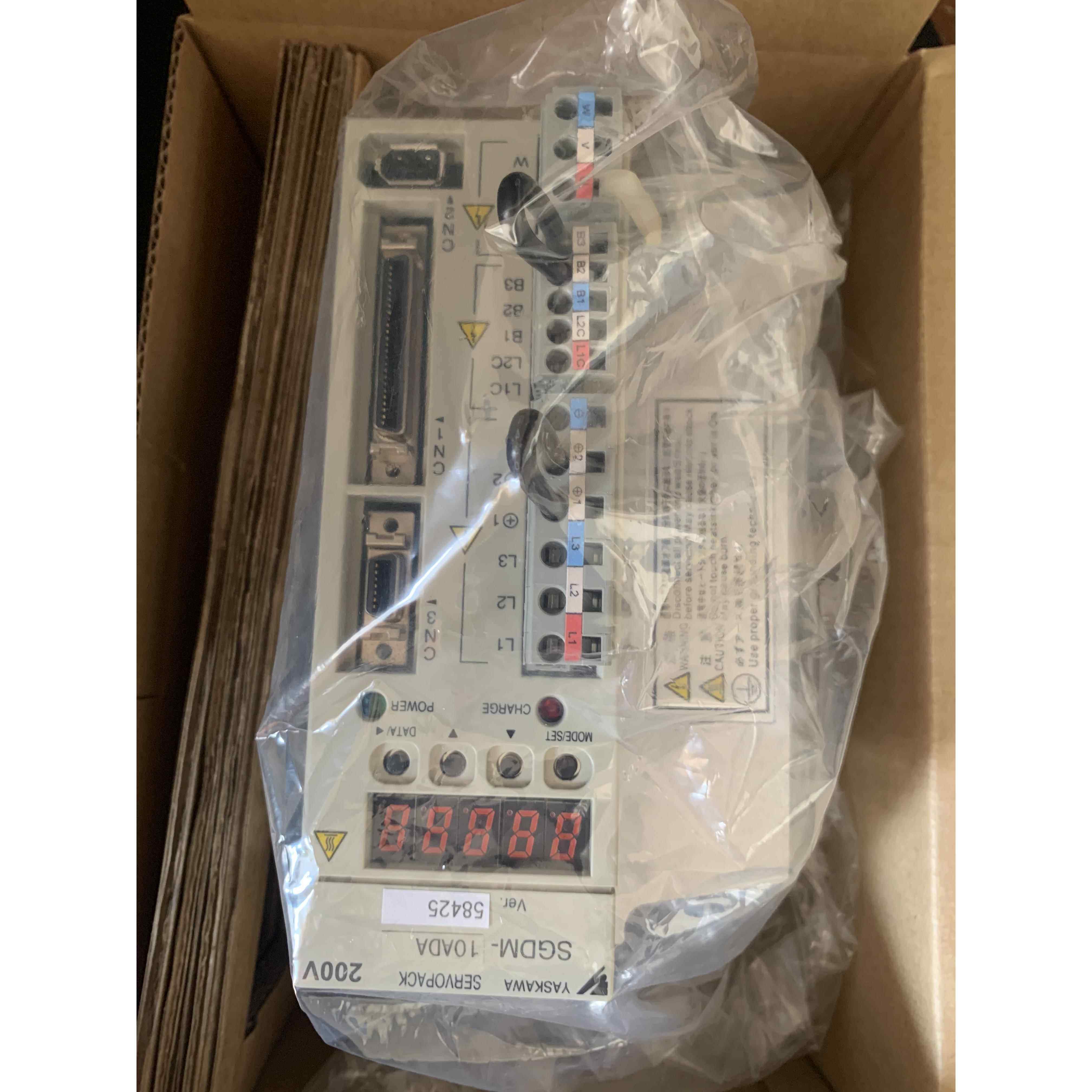 SGDM-10ADA安川伺服驱动器，全新质保一年现货包邮欢迎询价议价