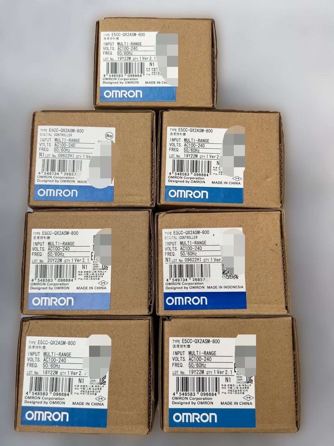 欧姆龙温控表E5CC-QX2ASM-800，全新原装单价20