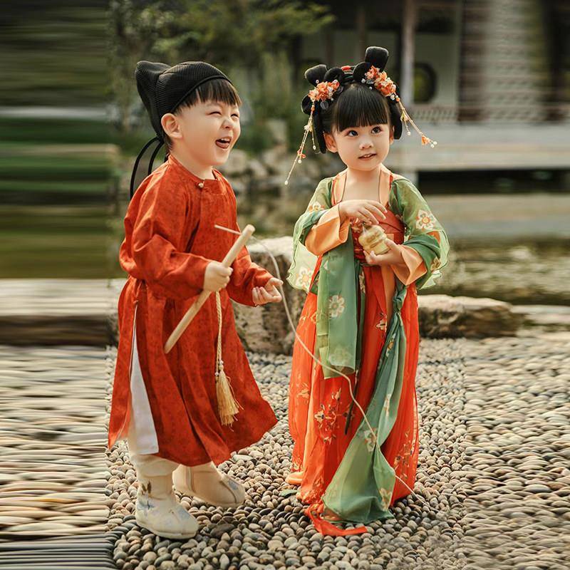 汉服女童拜年服儿童唐装男童圆领袍小少爷古装唐制襦裙国风洋装
