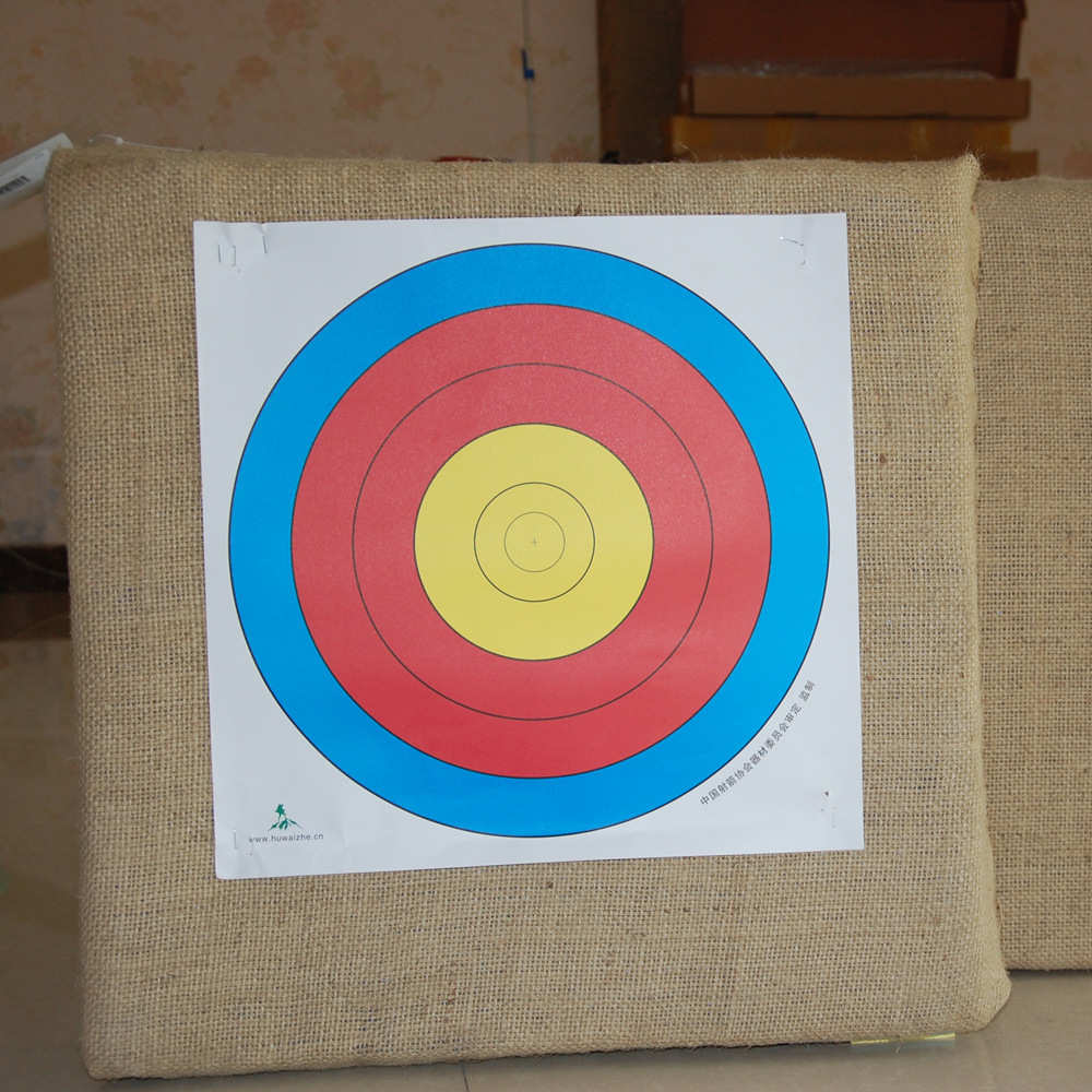 huwairen箭馆户外箭靶草靶 弓用草靶墙靶纸 靶子60*60*20cm