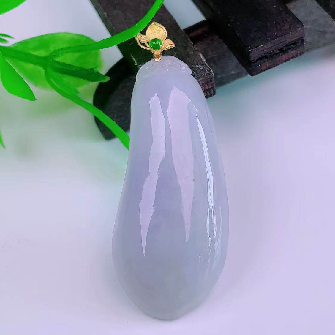 缅甸天然真品翡翠正品18k金扣头冰紫罗兰春彩满色闪拍福瓜玉吊坠