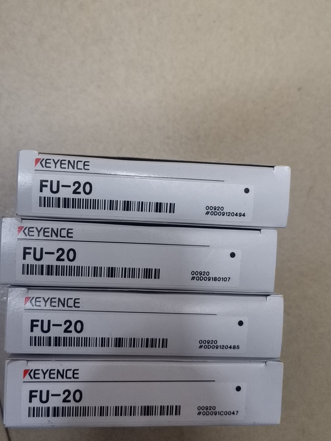 基恩士全新原装光纤FU一20，