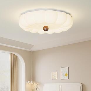 奶油风卧室吸顶灯复古中古风全光谱护眼创意南瓜书房间主卧灯具