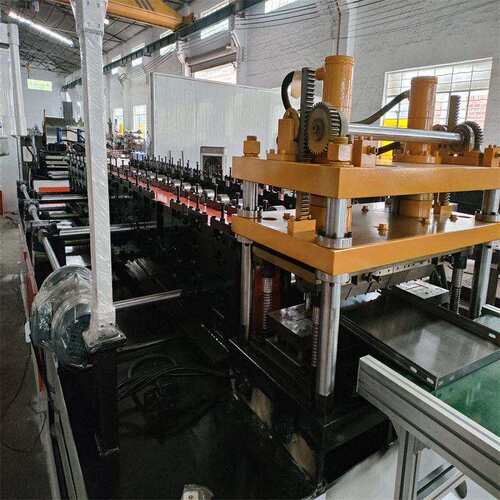 货架背板成型机仓库储存标牌货架层板机冷弯成型生产机械厂家