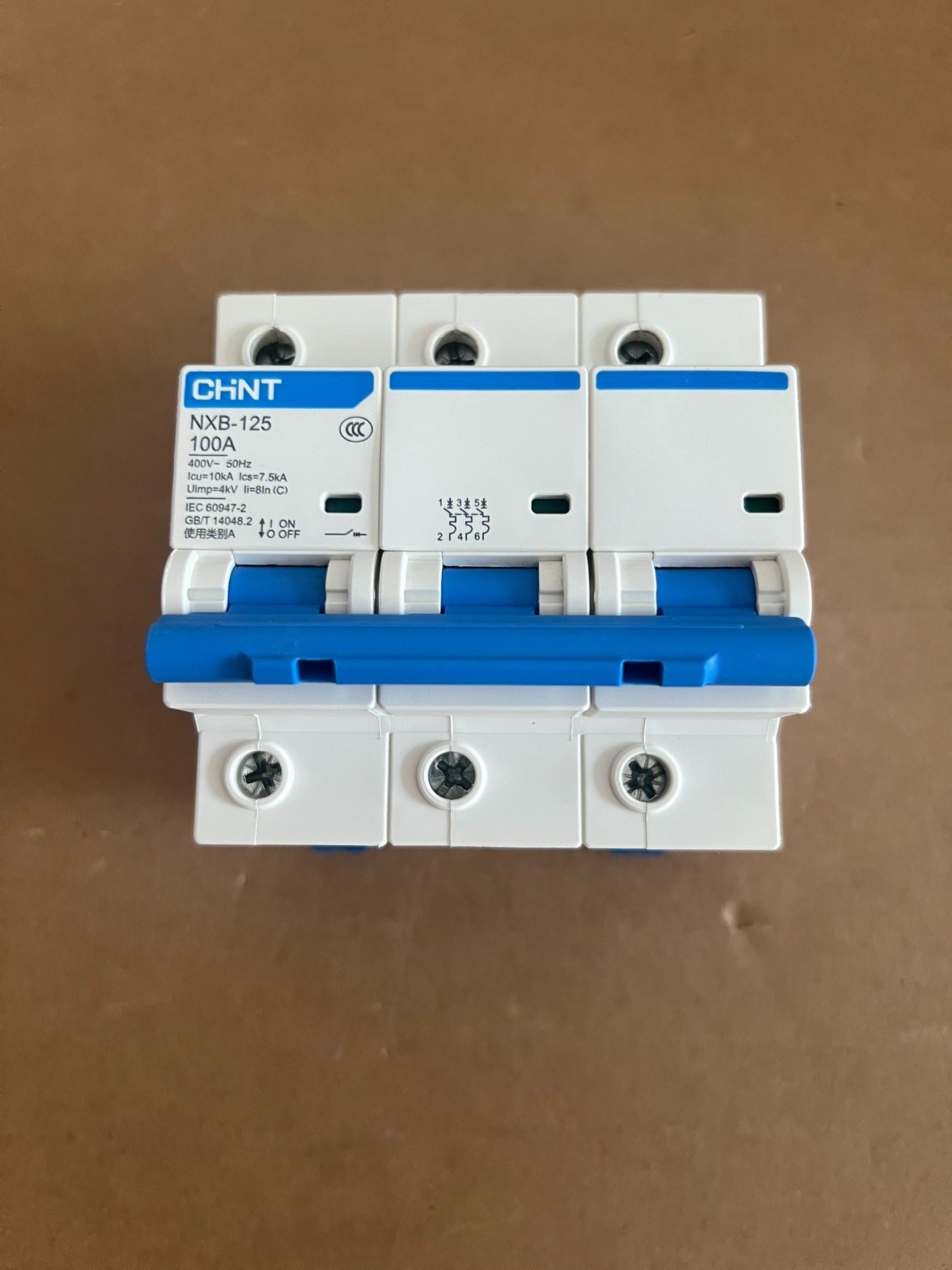 正泰NXB-125空气开关，3P 100A，几乎全新，没包装