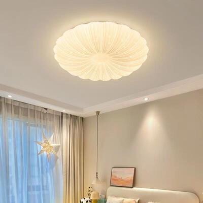 卧室灯吸顶灯具110v现代简约主房间灯创意餐厅灯温馨浪漫儿童房灯