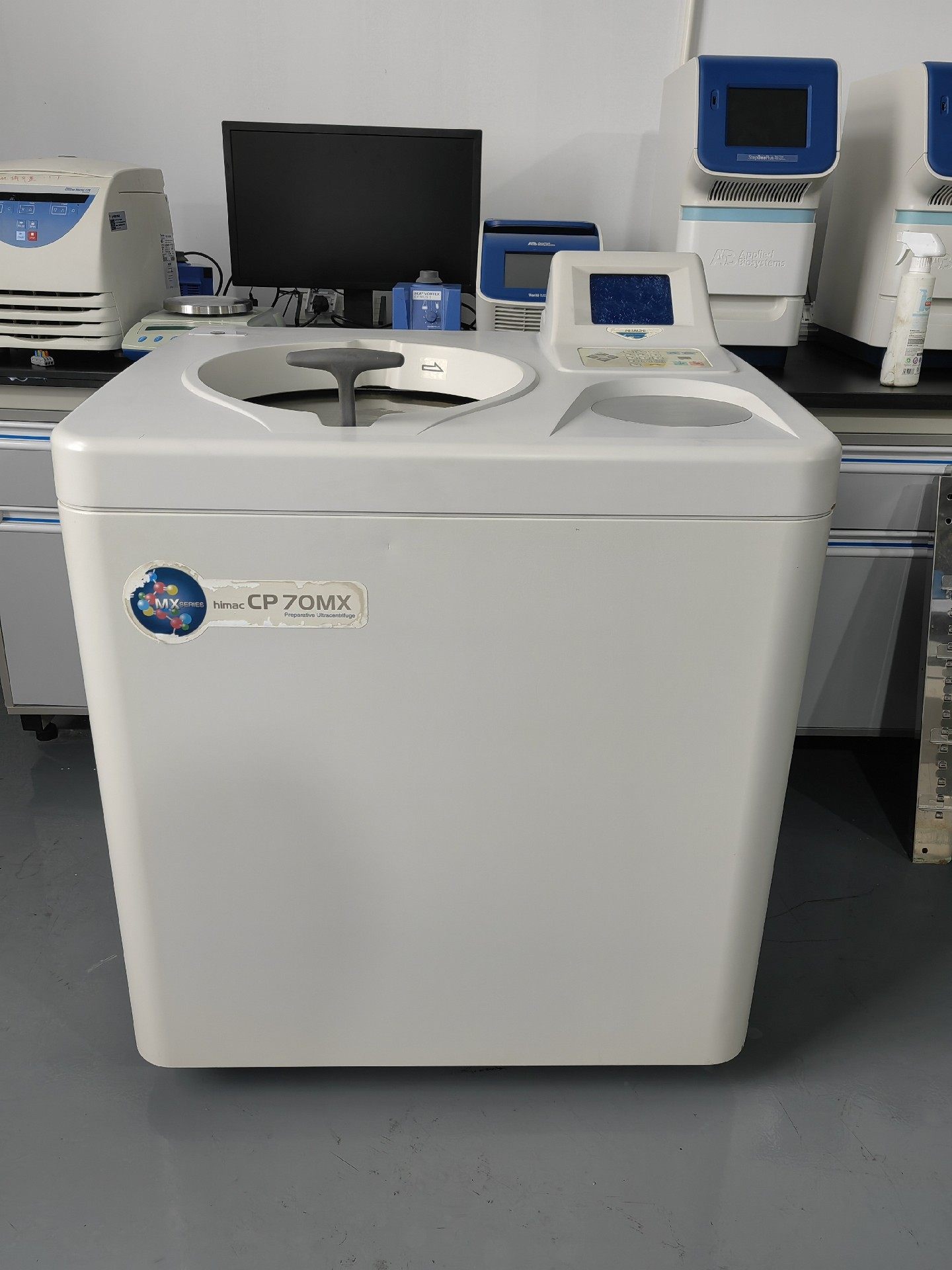 日立离心机，超离，型号：CP70MX，运行良好，目前只有一个