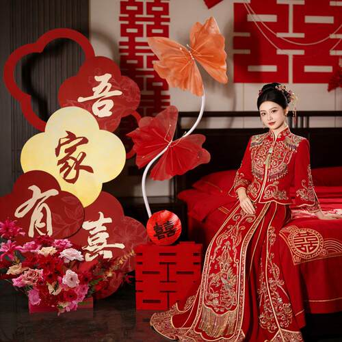 板迎宾/牌酒店婚房布装套KT客厅摆件结婚订婚礼晨袍拍照置装饰门