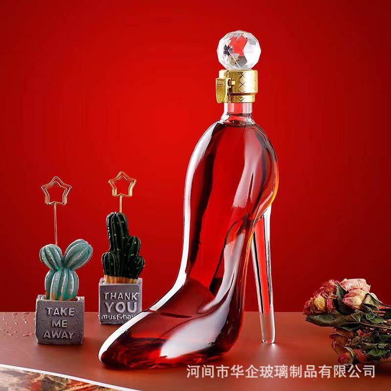 高跟鞋造型醒酒器 工艺玻璃瓶子密封创意泡酒瓶酒瓶空心酒具750ml