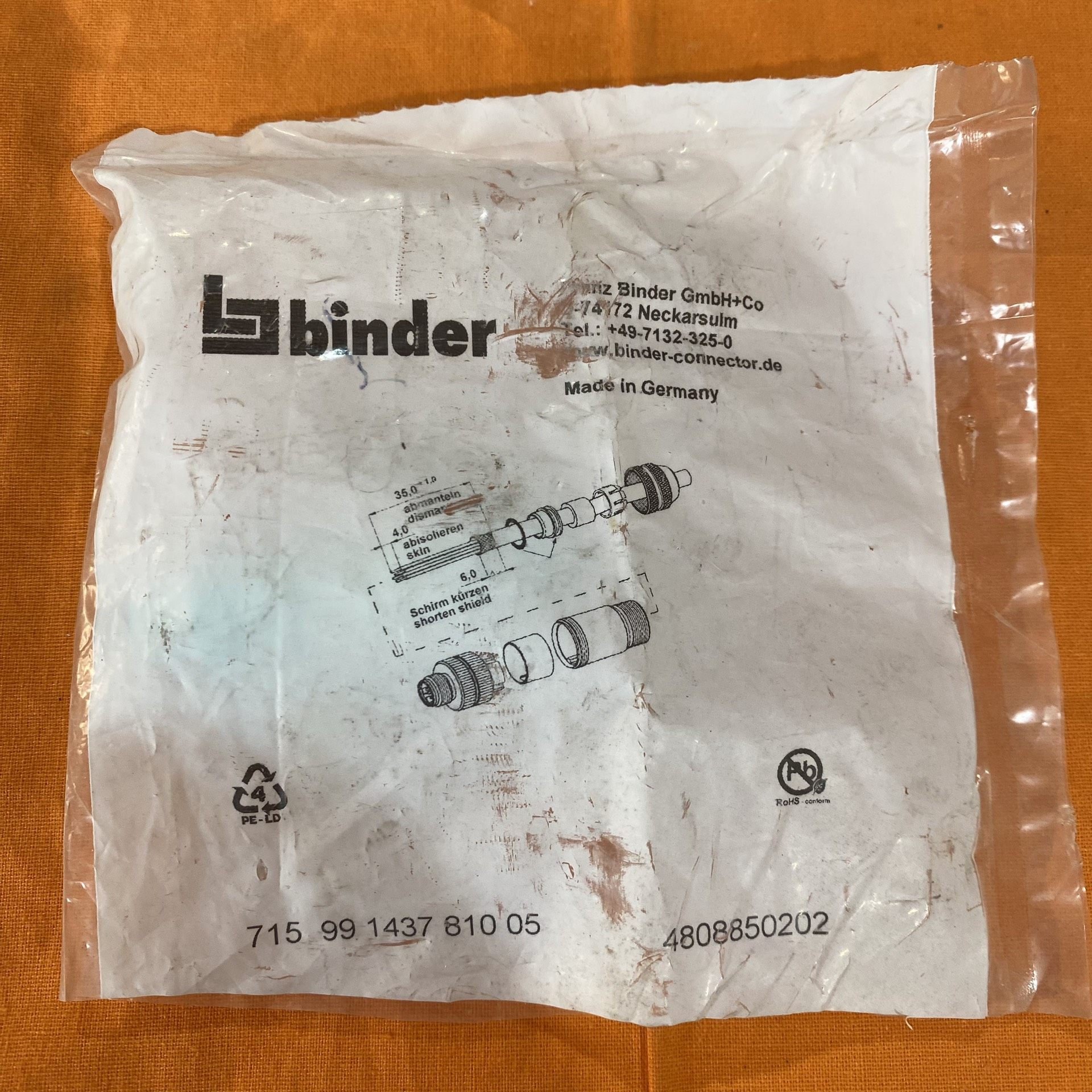 德国原装binder宾德连接器，型号715 99 1437